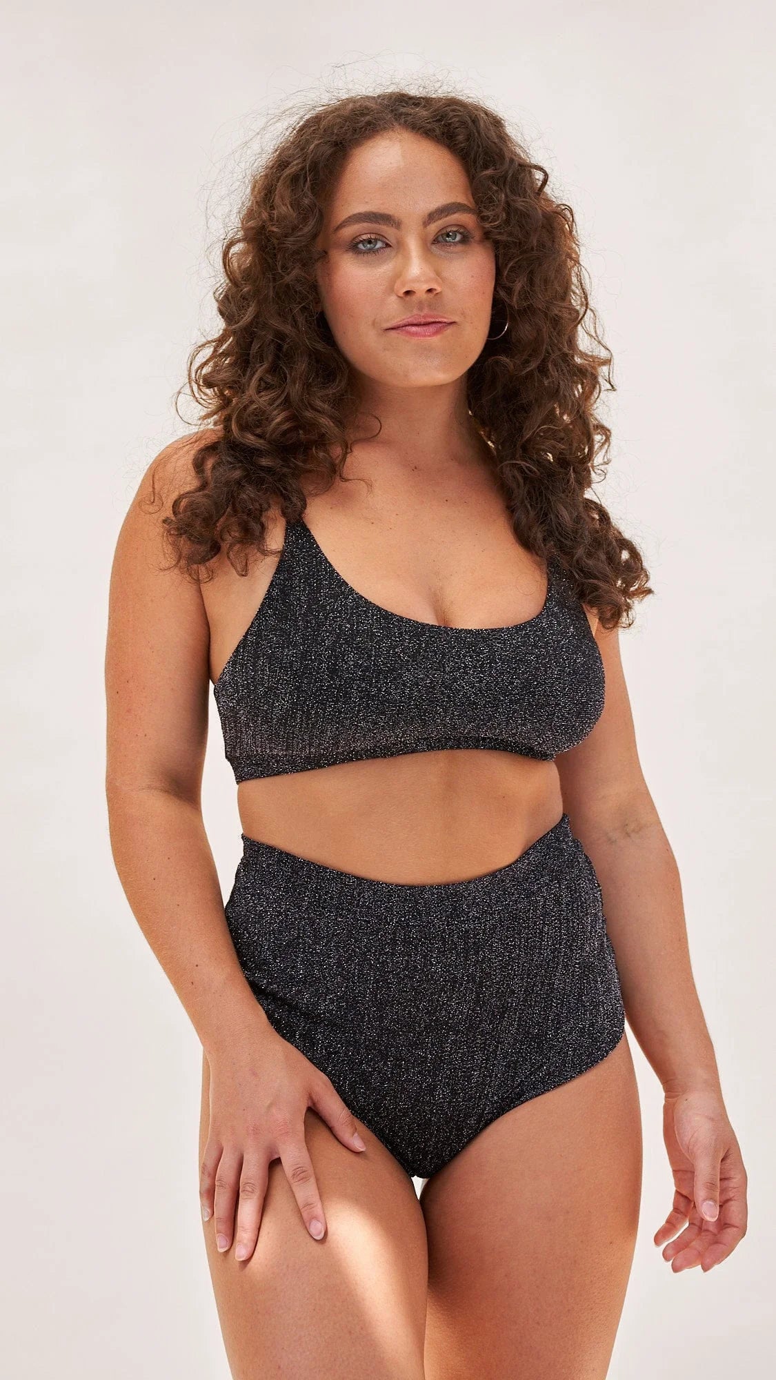 High Waist Shorts - Basic Scrunch Shorts Crystal Black